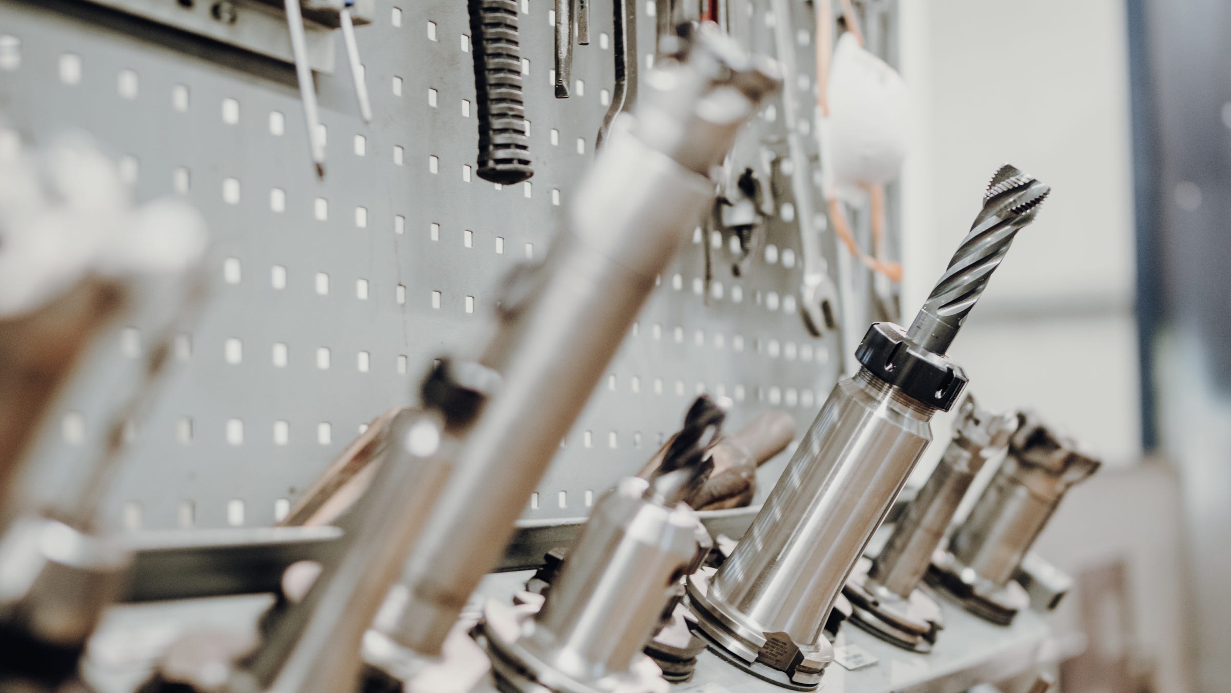 Werkzeuge CNC, Zerspanung der Theven Zerspanungstechnik GmbH